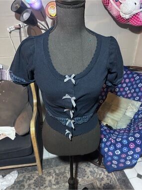 LIZ LISA Navy Bow-Accent Knit Top